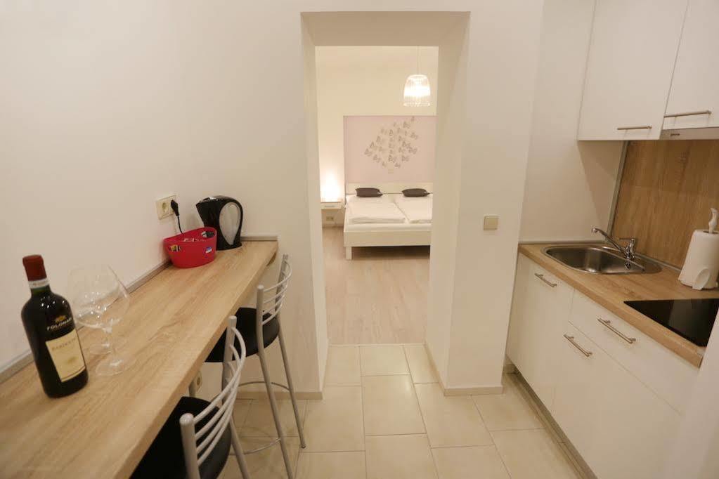 Zadar Street Apartments And Room Εξωτερικό φωτογραφία